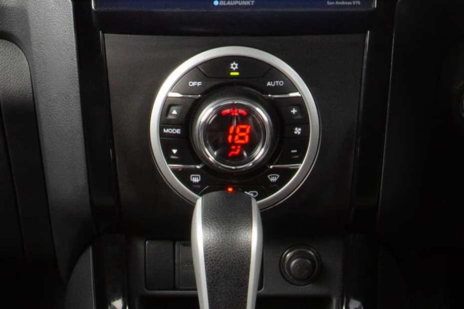 Isuzu V-Cross